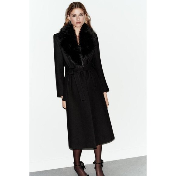 ZARA WOOL COAT WITH FAUX FUR COLLAR AND BELT - Picture 2 of 9